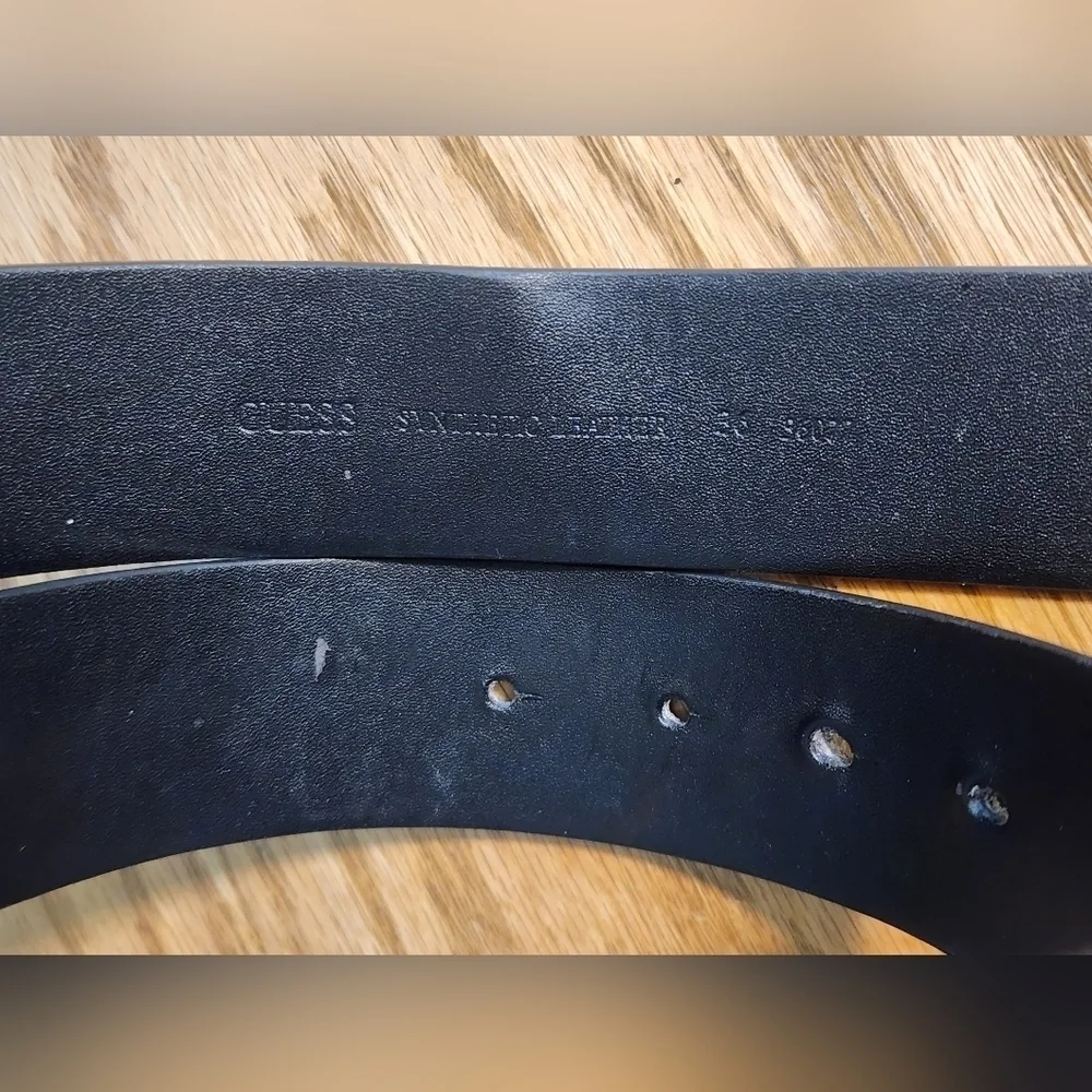 Guess Mens Belt Block Buckle Vintage Look Size 36 Black